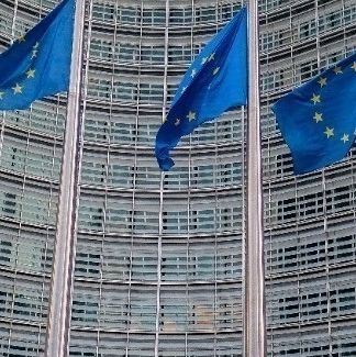Σήμα κινδύνου από το ΔΝΤ: Πρόβλεψη για εκτίναξη του δημόσιου χρέους της ΕΕ στο 130% του ΑΕΠ το 2040