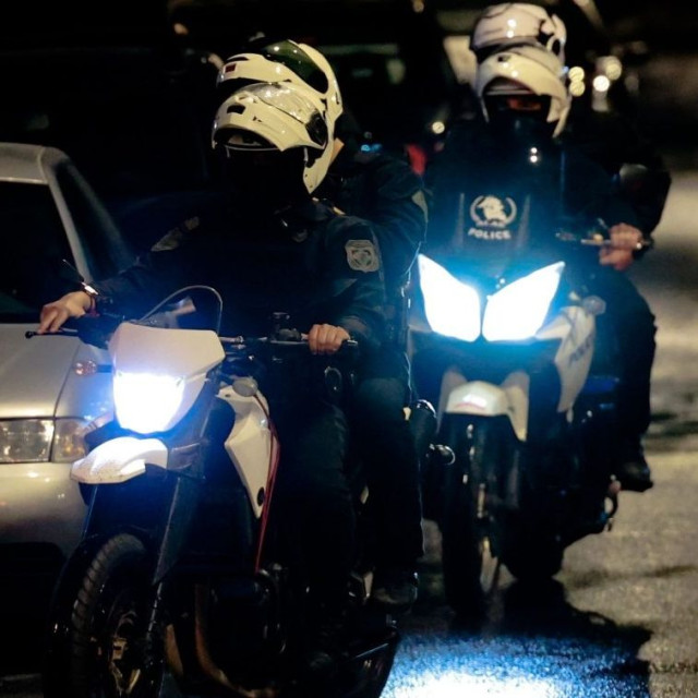 Πυροβολισμοί στα Εξάρχεια - Ένας νεκρός