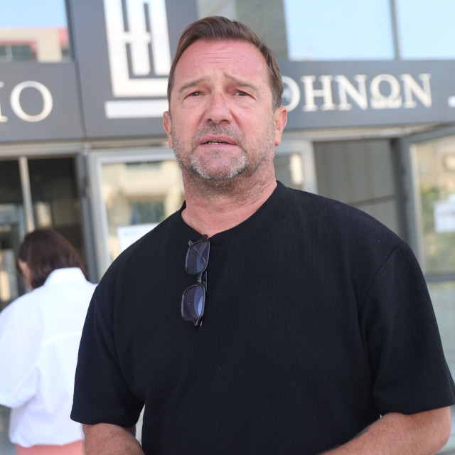 Αιχμές από Πλακιά: «Περιμένω απαντήσεις μετά τη βράβευση της τριάδας του "παράνομου φορτίου"»
