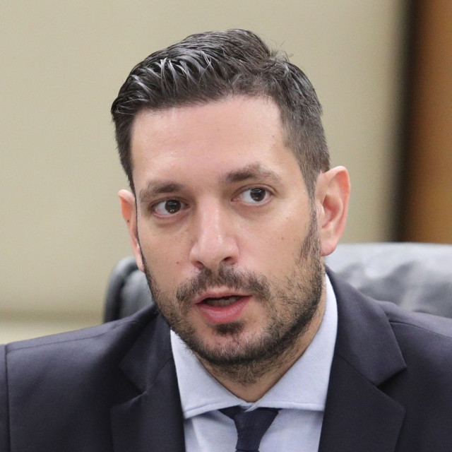 Ο Κυρανάκης απάντησε στον Πλακιά μετά την αιχμηρή ανάρτησή του για «ξυλόλιο» και ΕΟΔΑΣΑΑΜ