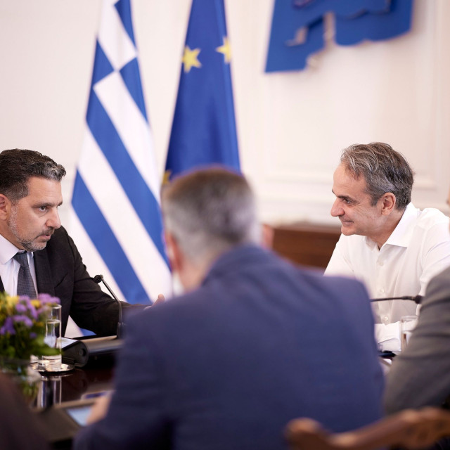 Συνάντηση Μητσοτάκη με Senior Vice President της Amazon: Επί τάπητος οι επενδύσεις στην Ελλάδα