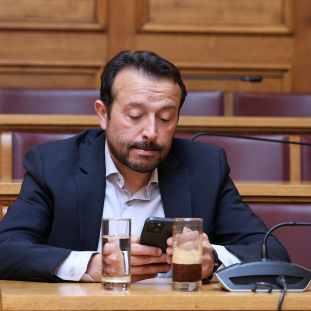 ΣΥΡΙΖΑ – Κοινοβουλευτική ομάδα: Ο Φάμελλος αντικατέστησε Παππά και Ζαχαριάδη