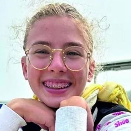 Γονείς πηγαίνουν Meta και TikTok στα δικαστήρια για την αυτοκτονία της 12χρονης κόρης τους