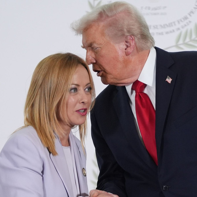 Απάντηση Μελόνι σε Τραμπ: Να θυμάσαι ότι ούτε εγώ ούτε η Ιταλία παρακαλάμε