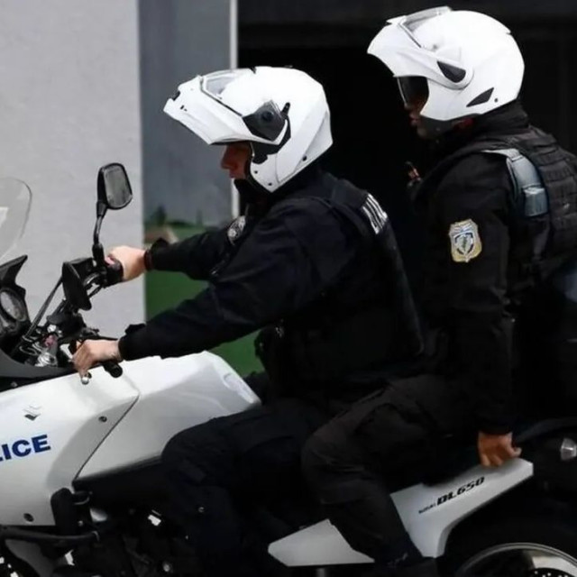 Νέα Χαλκηδόνα: Πάνω από 6 κιλά κάνναβης εντοπίστηκαν σε συνεργείο αυτοκινήτων - 2 συλλήψεις