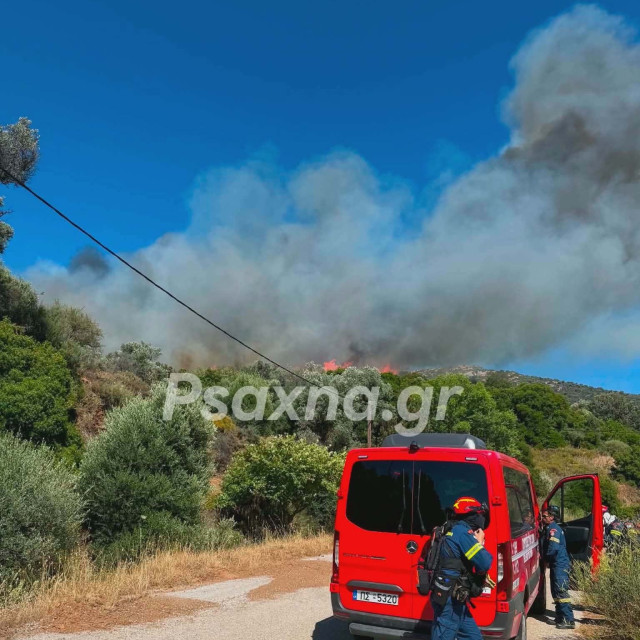 Εύβοια: Μεγάλη πυρκαγιά στην Κάρυστο - Εκκενώνονται Μεσοχώρια και Ραπταίοι