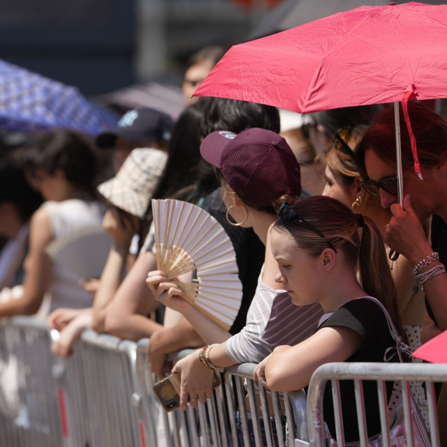 Τρεις νεκροί στη Γαλλία από το κύμα καύσωνα - Θερμοκρασίες άνω των 40 βαθμών Κελσίου στην Ευρώπη