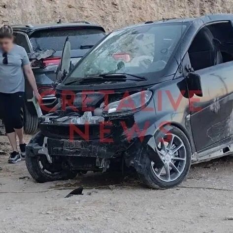 Τροχαίο στο Ηράκλειο: Όχημα εξετράπη της πορείας του και έπεσε με σφοδρότητα σε σταθμευμένα ΙΧ