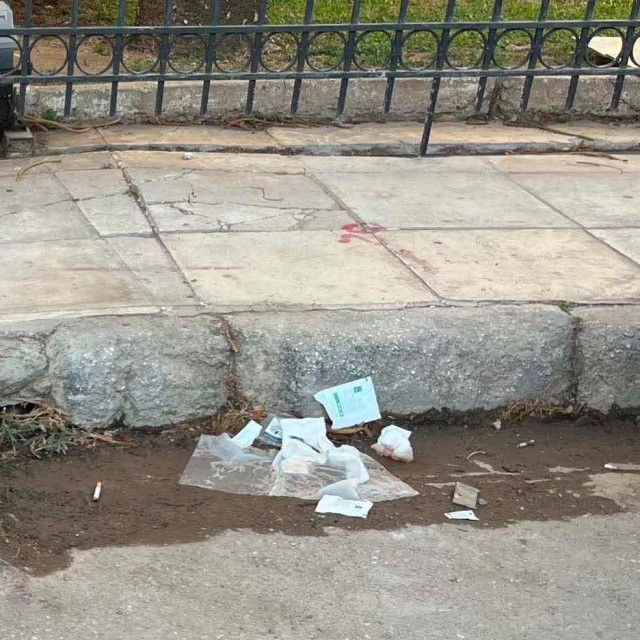 Καλλιθέα - αυτόπτης μάρτυρας: «Το παιδί ήταν ήδη νεκρό όταν του έκαναν ΚΑΡΠΑ»