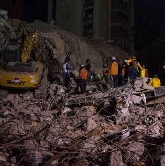 Δραματικές εξελίξεις στη Βενεζουέλα: Στους 920 οι νεκροί - Περισσότεροι από 50.000 οι αγνοούμενοι