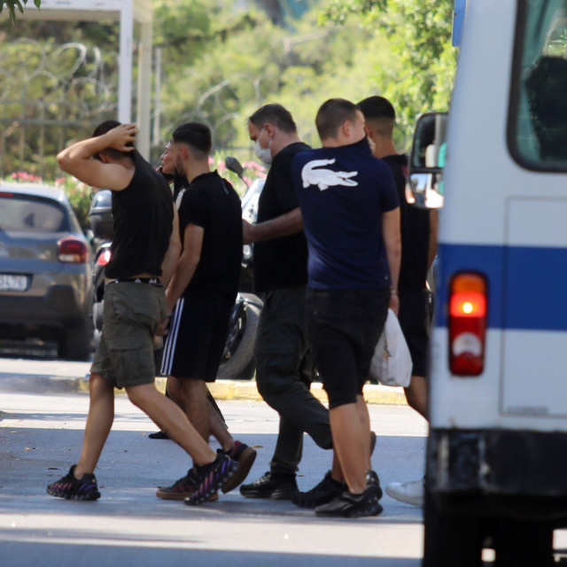 Καλλιθέα: Στον ανακριτή οι 7 συλληφθέντες για τη δολοφονία του 15χρονου - Οπαδικό το κίνητρο