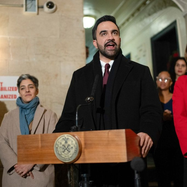 Νέα Υόρκη: Ο Μαμντάνι το είπε και το έκανε - «Πάγωσε» ένα εκατομμύριο νοίκια για δύο χρόνια