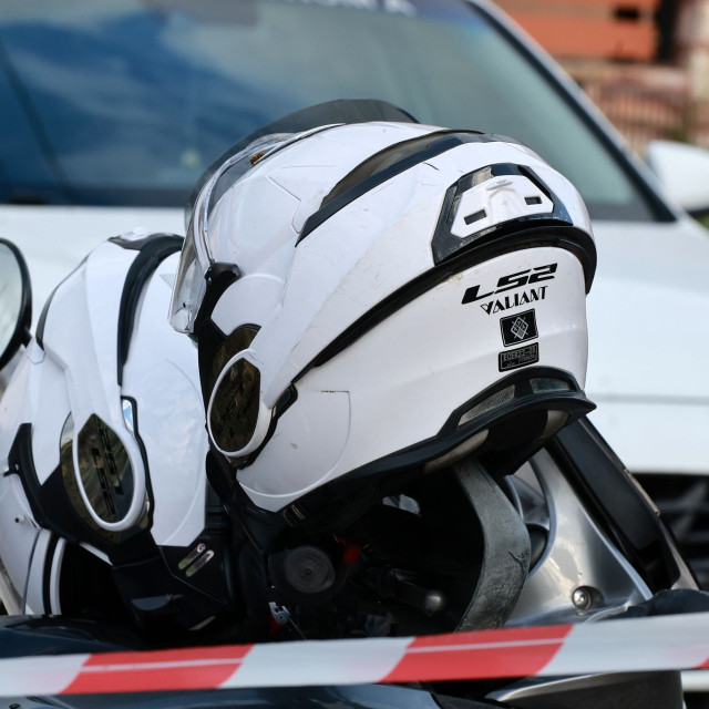 Χαλάνδρι: Απείλησε τη γειτόνισσα με όπλο ρέπλικα και συνελήφθη - Έβγαλε μαχαίρι στους αστυνομικούς