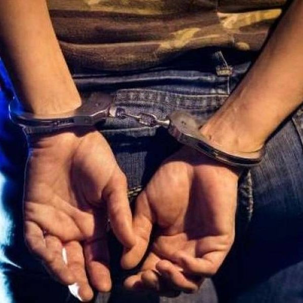 Αθήνα: Οικιακή βοηθός έκλεβε χρήματα και κοσμήματα από σπίτια