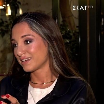 Αιμιλία Καναρέλη: Η συγκλονιστική ιστορία της τραγουδίστριας - Γεννήθηκε χωρίς στόμα,μύτη και υπερώα