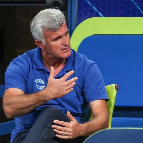 Νέο «διαζύγιο» του Τσιτσιπά με τον πατέρα του: «Μου έδωσε ό,τι μπορούσε, να προσφέρει σε άλλους»