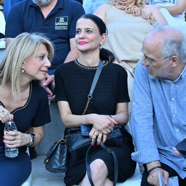 Το who is who των 9 στενών συνεργατών της Καρυστιανού