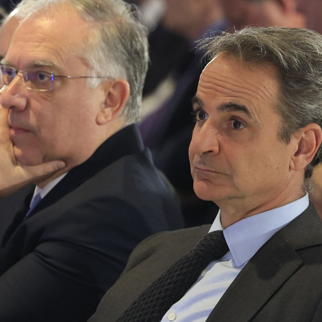 Ολoκληρώθηκε η σύσκεψη για την ακρίβεια στο Μαξίμου - Στις 14.00 οι ανακοινώσεις