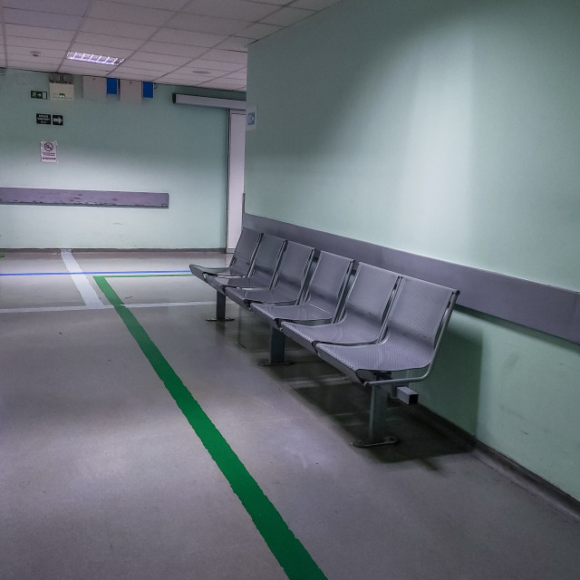 Λευκάδα: Στο ΚΑΤ μεταφέρεται η 50χρονη που χτυπήθηκε από βράχο στο κεφάλι