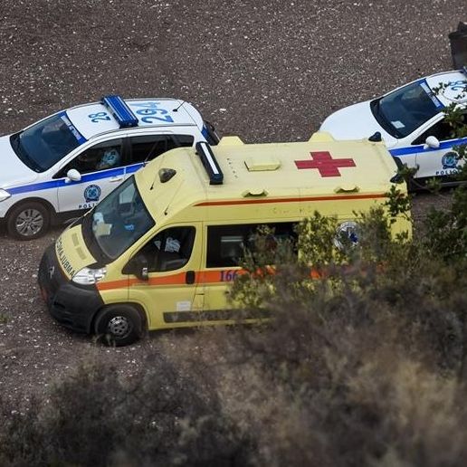Καμένα Βούρλα: Αστυνομικοί έσωσαν από πνιγμό 79χρονο που αγνοούνταν