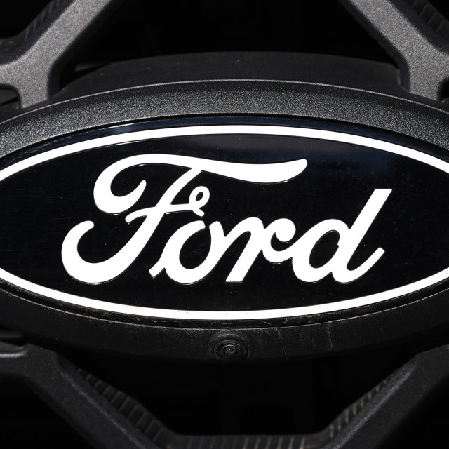 Η Ford αναγκάστηκε να επαναπροσλάβει 300 μηχανικους - Τους είχε διώξει γιατί πίστευε