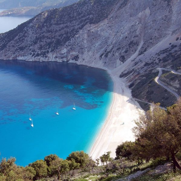 Αυτές είναι οι 10 καλύτερες παραλίες της Ελλάδας σύμφωνα με το TripAdvisor
