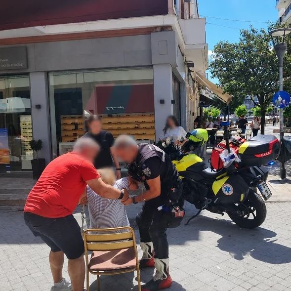 Πάτρα: Ηλικιωμένη έπεσε σε ανοιχτό φρεάτιο στο κέντρο της πόλης - Τραυματίστηκε σοβαρά
