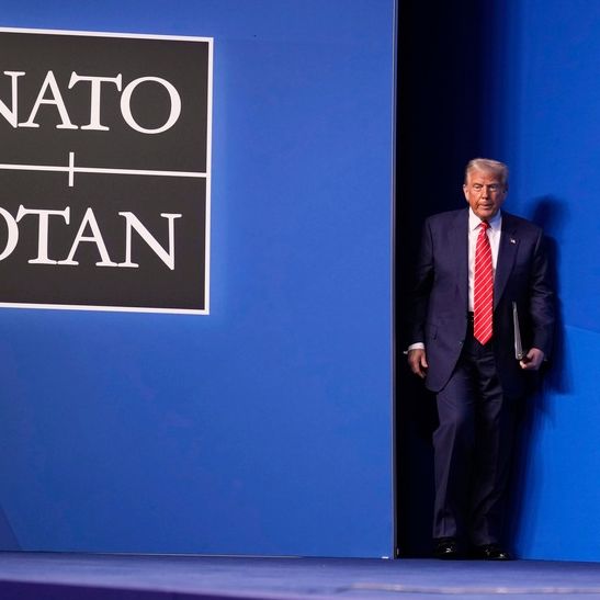 Reuters - Σύνοδος ΝΑΤΟ: Οι Ευρωπαίοι θα ανακοινώσουν ότι κάλυψαν τα κενά που άφησαν οι ΗΠΑ