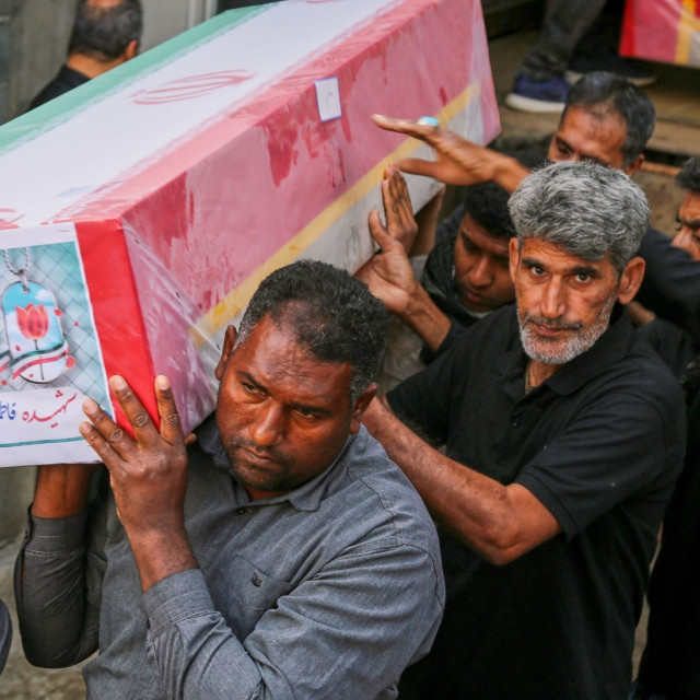 Associated Press: Δίνει νέα στοιχεία για το αμερικανικό χτύπημα στο ιρανικό σχολείο