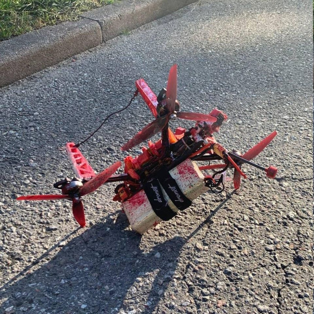 Σουηδία: Drones έριξαν κόκκινη μπογιά στην πρεσβεία της Ρωσίας στην Στοκχόλμη - Δείτε φωτογραφίες