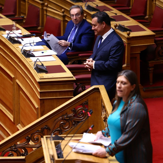 Βουλή: Πυρά Άδωνι σε Ζωή και επεισόδιο με Μάντζο - «Δεν έχετε καμία ενσυναίσθηση»