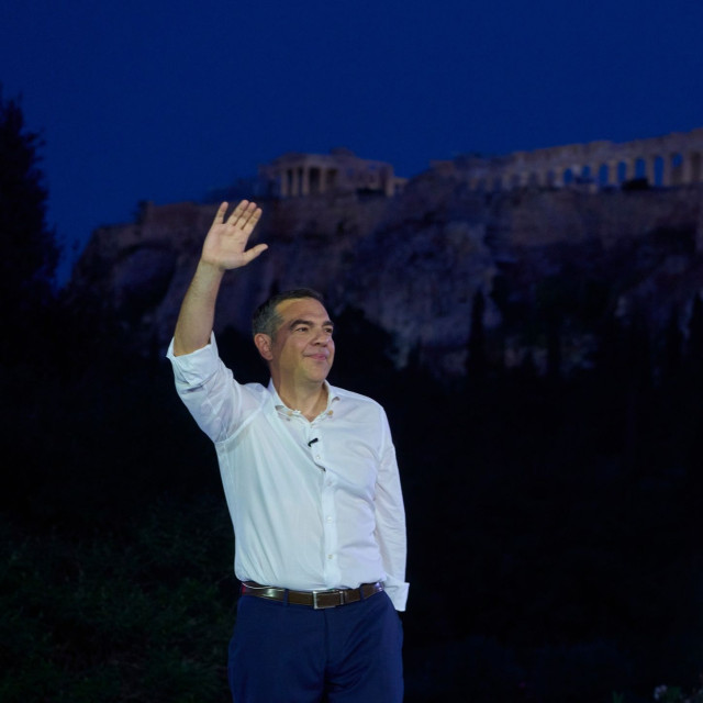 Τσίπρας στο Politico: Όχι σε λευκή επιταγή στις ΗΠΑ - Η ΕΕ να δώσει έμφαση σε κοινωνικές δαπάνες