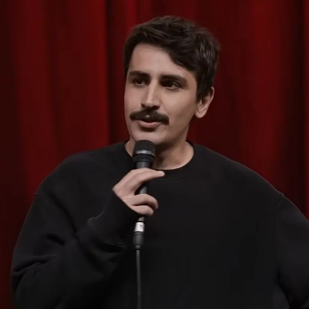 Τουρκία: Προφυλακίστηκε ο stand-up κωμικός Ντενίζ Γκοκτάς για προσβολή του Ερντογάν