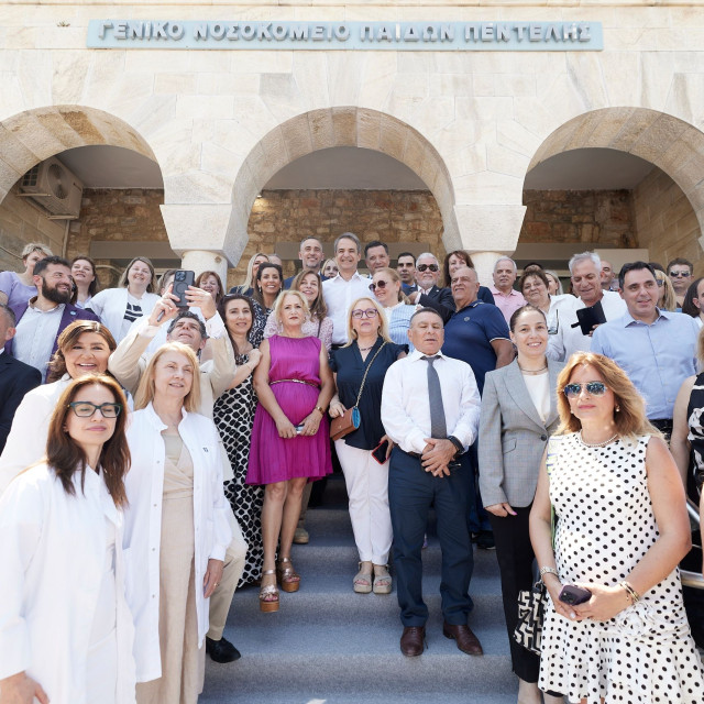 Στο ανακαινισμένο Παίδων Πεντέλης ο Μητσοτάκης: «Μετατράπηκε σε καινούργιο παιδιατρικό νοσοκομείο»