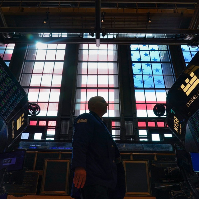 Wall Street: Έχασε έδαφος ο Nasdaq – Νέο ρεκόρ ο Dow Jones