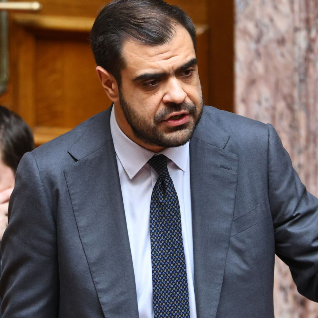 Μαρινάκης για επιθέσεις: Όποιος βάπτισε το ψάρι κρέας έχει πολιτική ευθύνη