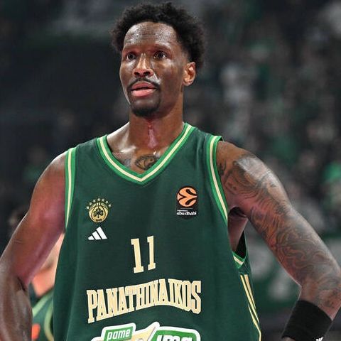 Χέιζ-Ντέιβις: «Ευχαριστώ τους haters που με παρακινούν να γίνω ο πιο εκδικητικός νικητής»