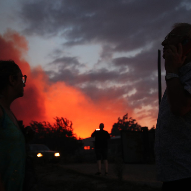 Φωτιά στο Ωραιόκαστρο: Μεγάλη κινητοποίηση της Πυροσβεστικής – Μήνυμα από το 112
