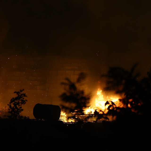 Φωτιά στο Ωραιόκαστρο: Ομολόγησε ο 76χρονος - Ήταν μεθυσμένος, προκάλεσε σπινθήρες με το όχημά του