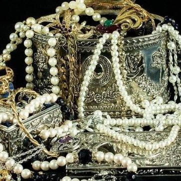 Κατερίνη: Εξιχνιάστηκε ληστεία σε βάρος κοσμηματοπώλη - Του άρπαξαν κοσμήματα αξίας 310.000 ευρώ