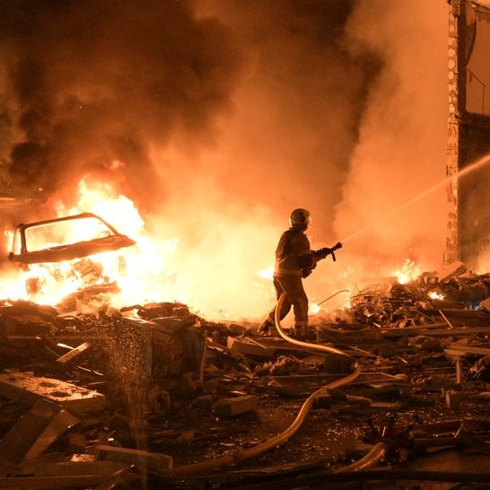 Νυχτα τρόμου στο Κίεβο: Τουλάχιστον 11 νεκροί στη δεύτερη ρωσική επιδρομή μέσα σε μία εβδομάδα