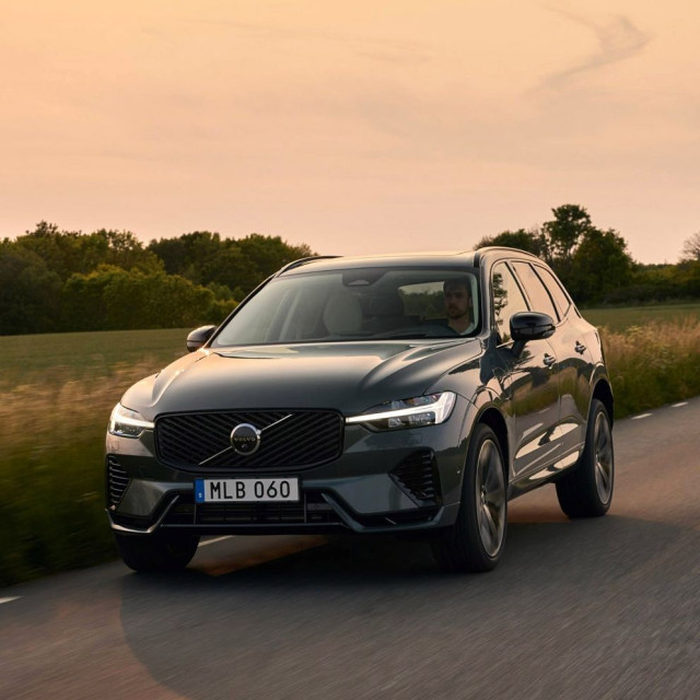 Volvo XC60: Το plug-in υβριδικό θα ξεπερνά τα 110 χλμ. ηλεκτρικής αυτονομίας