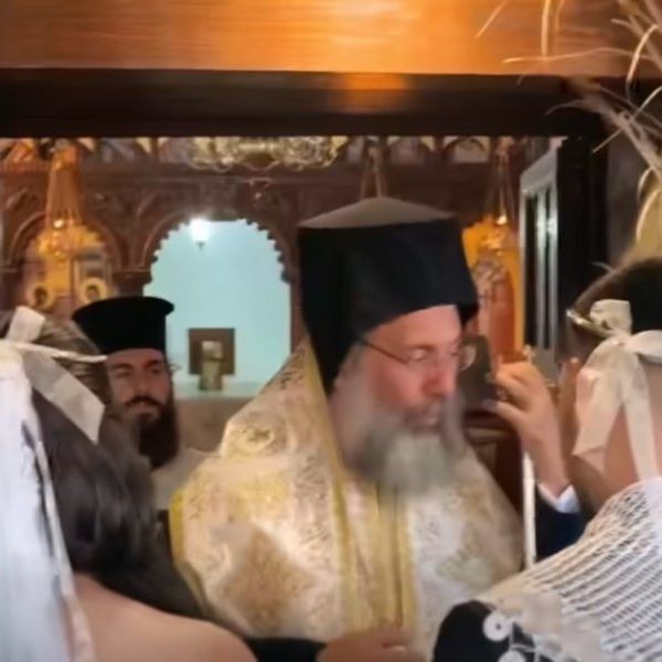 Η ιστορία αγάπης που συγκίνησε τον Μητροπολίτη Ρεθύμνου
