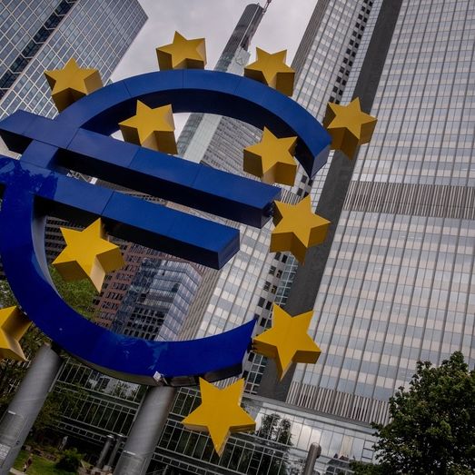 ΕΚΤ: Ζητά σχέδιο δράσης για την αντιμετώπιση κυβερνοεπιθέσεων μέσω ΑΙ από τις κεντρικές τράπεζες