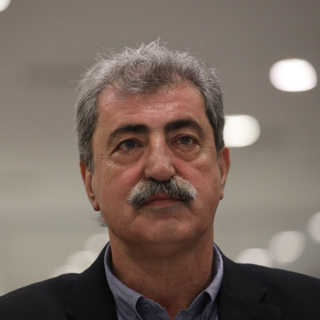 Πολεμικός Πολάκης ενόψει ΚΕ: «Ή ταν ή επί τας»