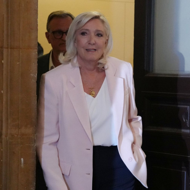 Aνοίγει ο δρόμος για την υποψηφιότητα Λεπέν, παρά την καταδίκη της - Ανακοινώνει απόψε τις αποφάσεις