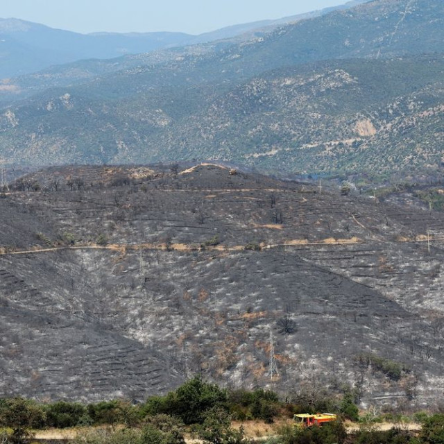Γαλλία: 78.000 στρέμματα γης έχουν γίνει στάχτη σε οκτώ ημέρες - Νεκρός ένας εθελοντής πυροσβέστης