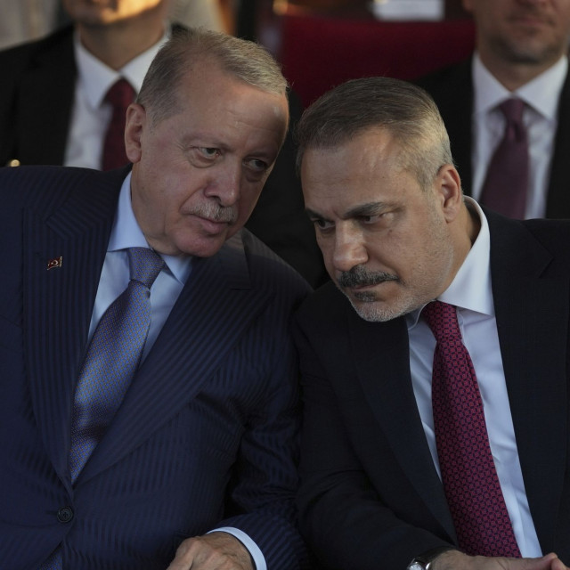 Τι άλλο πρέπει να δηλώσουν οι Φιντάν-Ερντογάν, για να ξυπνήσει η ΕΕ;