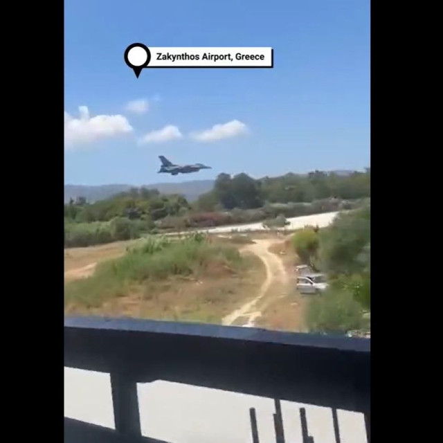 Νέο βίντεο ντοκουμέντο: Η στιγμή που το F-16 κάνει αναγκαστική προσγείωση στη Ζάκυνθο