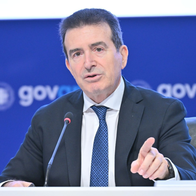 Χρυσοχοΐδης: Θα απαγορευθούν οι υπομισθώσεις διαμερισμάτων σε δεκάδες αλλοδαπούς ταυτόχρονα